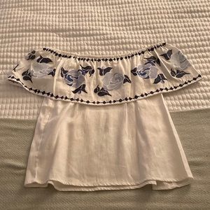 Off the shoulder Francesca’s top